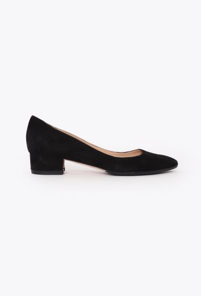 Manolo Blahnik 2024 Suede Lista Heels - 1