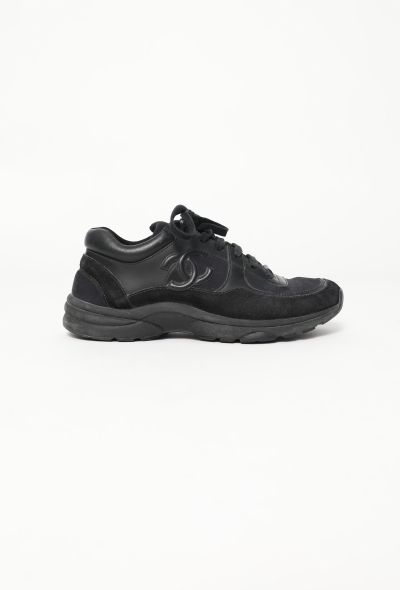 Chanel 2021 Suede Trim 'CC' Sneakers - 1