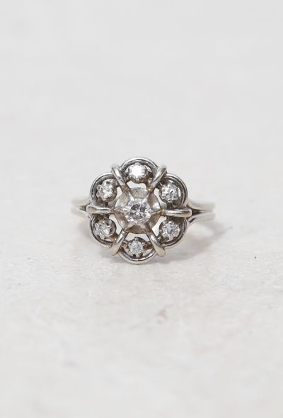 Vintage Fine Jewelry 1960s 18k Gold & Diamond Floral Ring - 2