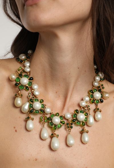 Chanel RARE Early '80s Gripoix Camélia Pearl Necklace - 2