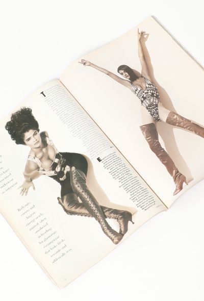 VOGUE UK February 1991 Linda Evangelista Issue - 2