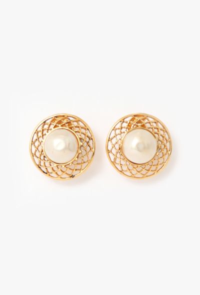 Chanel Vintage Embossed Pearl Clip Earrings - 1