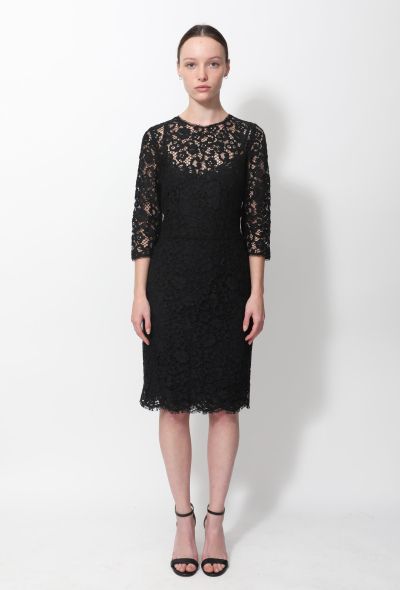 Dolce & Gabbana Classic Lace Shift Dress - 1
