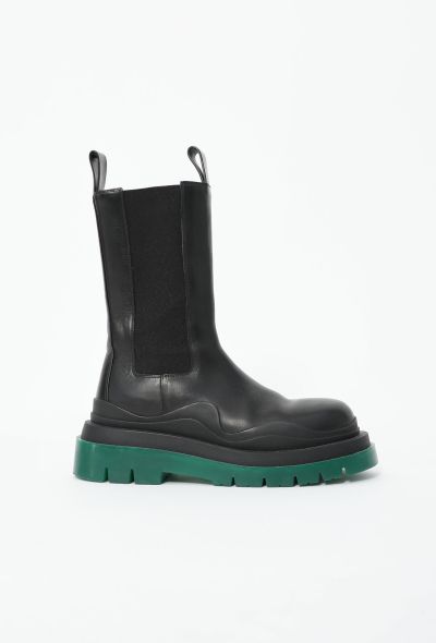 Bottega Veneta Pre-Fall 2020 Tire Chelsea Boots - Black & Green - 1