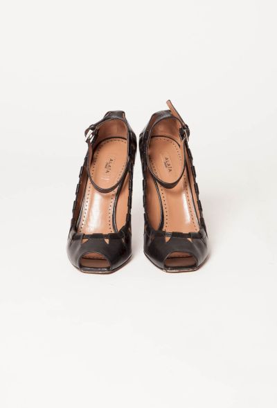 Alaïa Cut-Out Leather Pumps - 2
