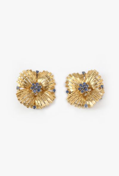 Vintage Fine Jewelry 18k Yellow Gold & Sapphire Flower Clip Earrings - 1