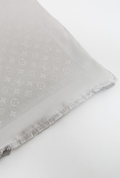 Louis Vuitton Classic Monogram Shawl - 2
