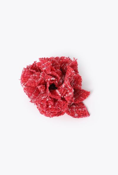 Chanel Sculpted Tweed Camélia Brooch - 1