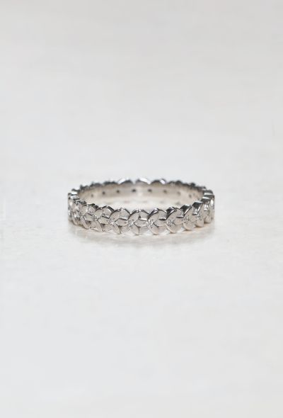 Mellerio 18k White Gold Diamond Ring – Evanescence Mini Lys (2013) - 1