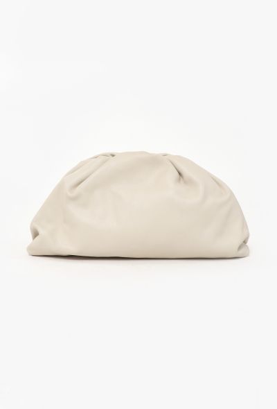 Bottega Veneta The Pouch Clutch Bag Off-white - 1