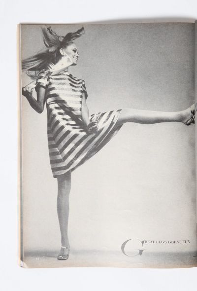 VOGUE Vogue August 1966 - 2