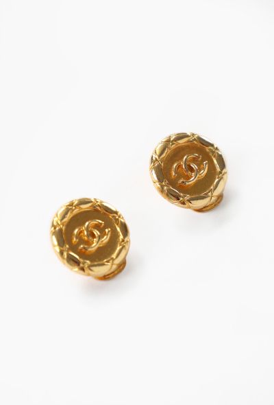 Chanel Quilted ‘CC’ Clip Earrings, 1980s - 2
