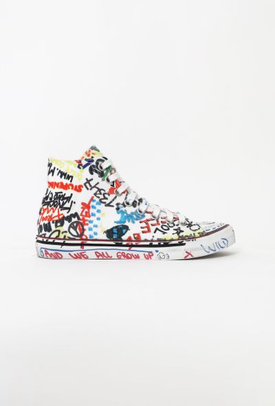 Vetements F/W 2018 Graffiti Canvas Sneakers - 1