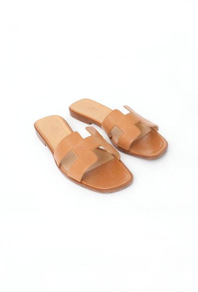 Hermès Caramel brown 'Oran' Leather Sandals - 2
