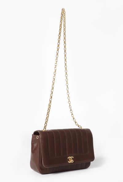 Chanel '80s Vertical Quilted Flap Bag - 2