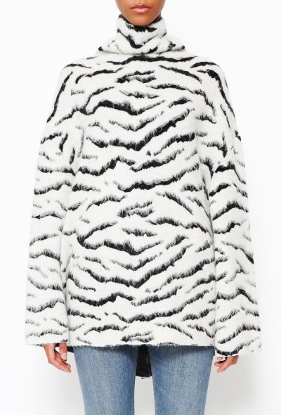 Givenchy F/W 2018 Bicolor Mohair Sweater - 1