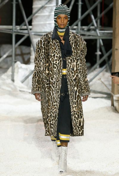 Calvin Klein F/W 2018 Fireman Skirt - 2