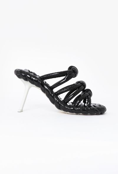 Loewe S/S 2023 Patent Knot Sandals - 1