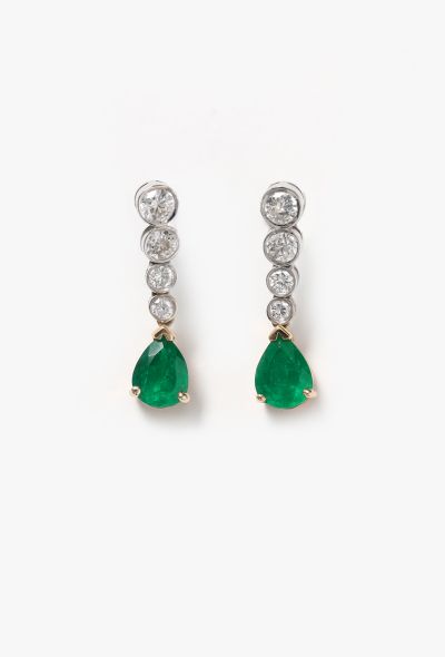 Modern Fine Jewelry 18k White Gold Diamond & Pear-Cut Emerald Drop Earrings - 1