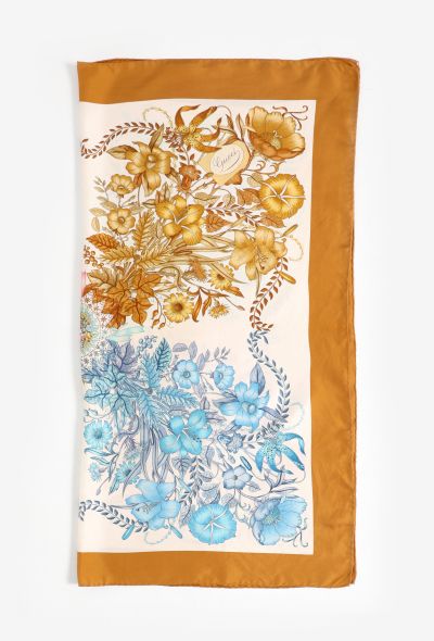 Gucci Vintage Floral Silk Carré - 2
