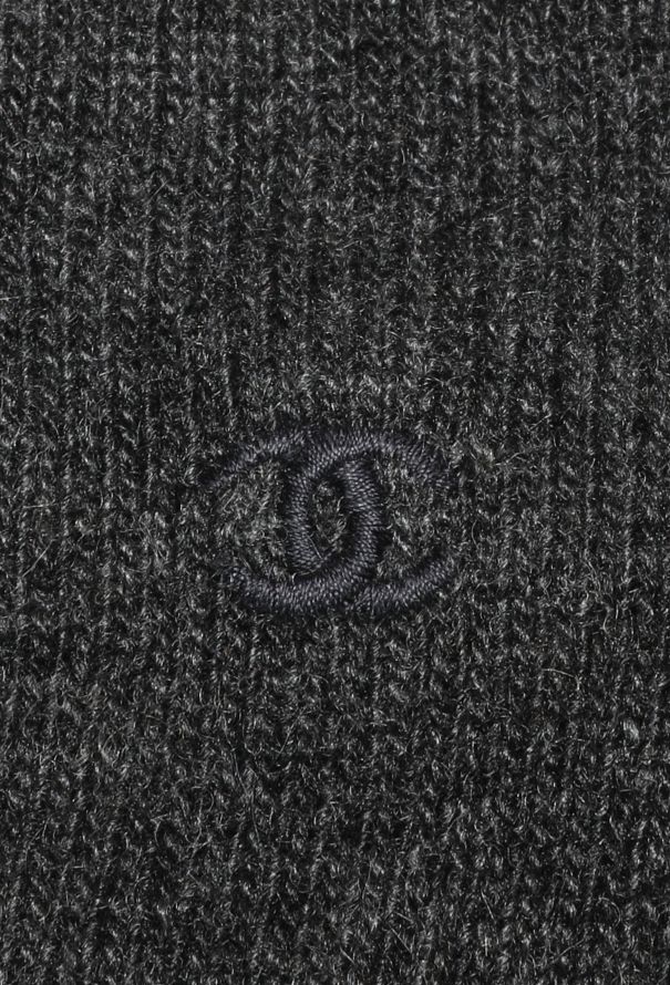 Chanel '80s Scottish Grey Cashmere Sweater - 8