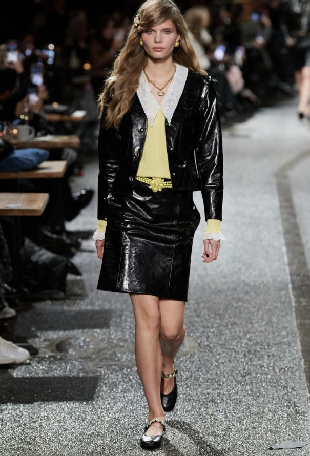Chanel Lace Trim Cashmere Sweater, Pre-Fall 2024 - 2
