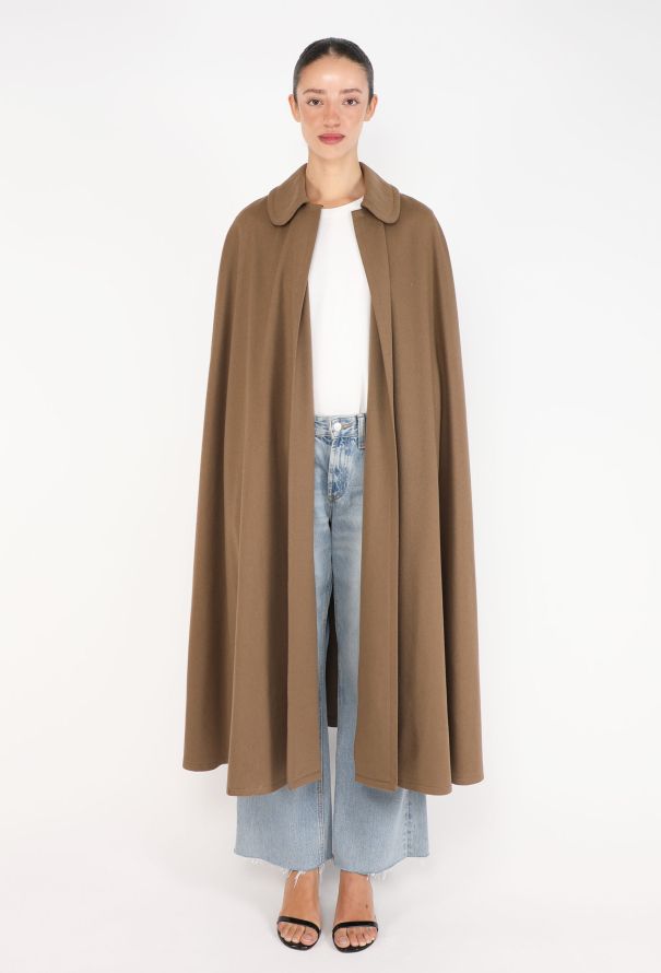 Saint Laurent Felted Flared Cape, 1970 - 3