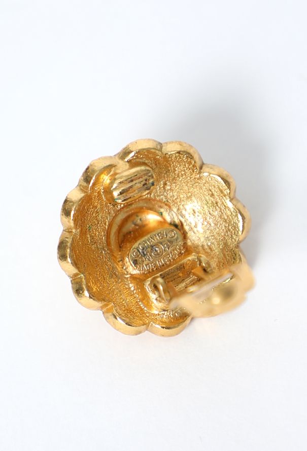 Chanel 1996 Mini Floral Clip-On Earrings - 5