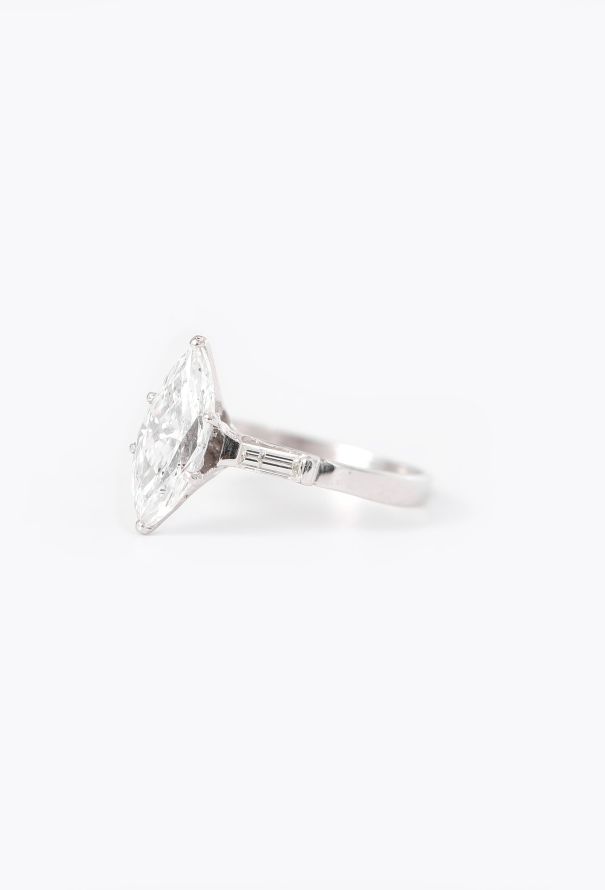 Vintage Fine Jewelry Exquisite 18k White Gold & 2 Carats Diamond Ring - 3