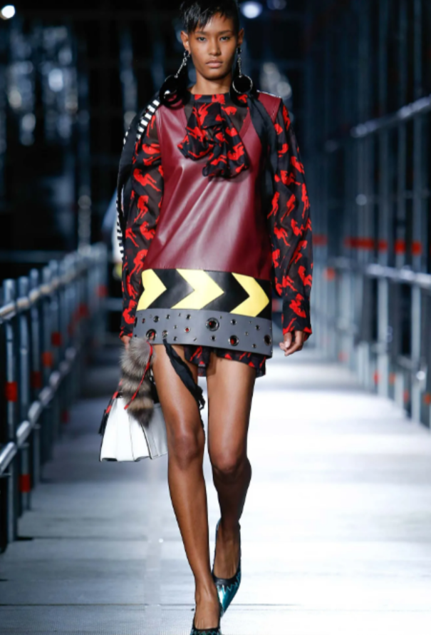 Miu Miu Resort 2016 Graphic Top & Color Block Skirt Set - 2