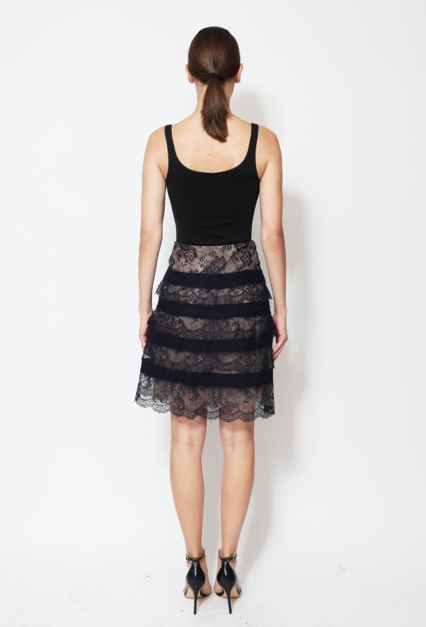 Valentino F/W 2011 Tiered Lace Skirt - 4