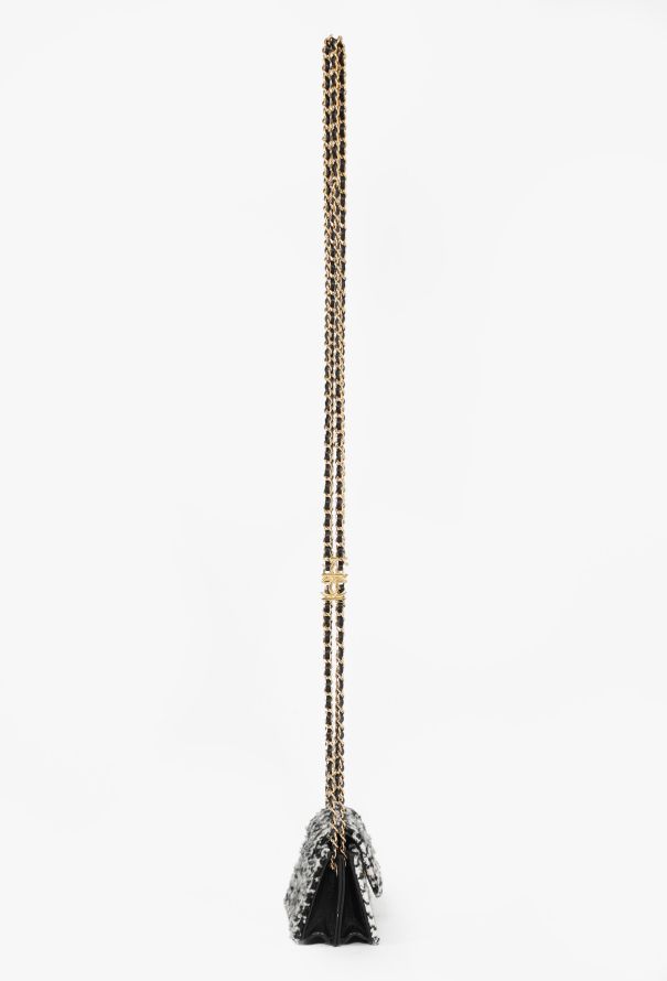 Chanel Tweed Mini Houndstooth Crossbody, 2019 - 3