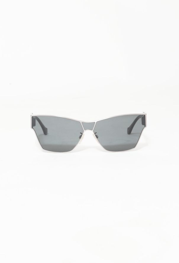 Balenciaga 2018 Square Sunglasses with Leather Pouch - 1