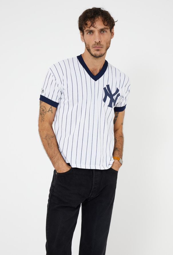 Men's Vintage '90s Yankees Majestic T-Shirt - 1