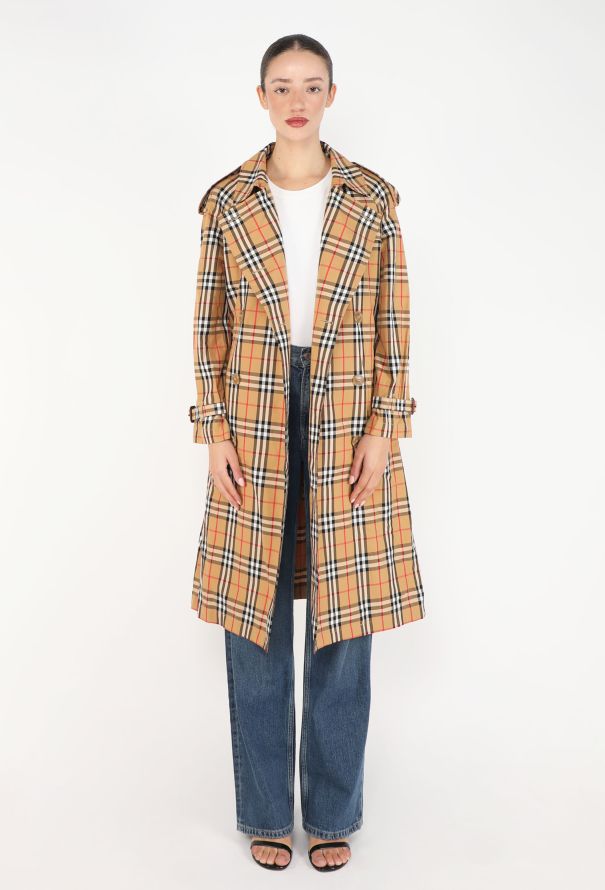 Burberry Kensington Cashmere-Lined Trench - 2