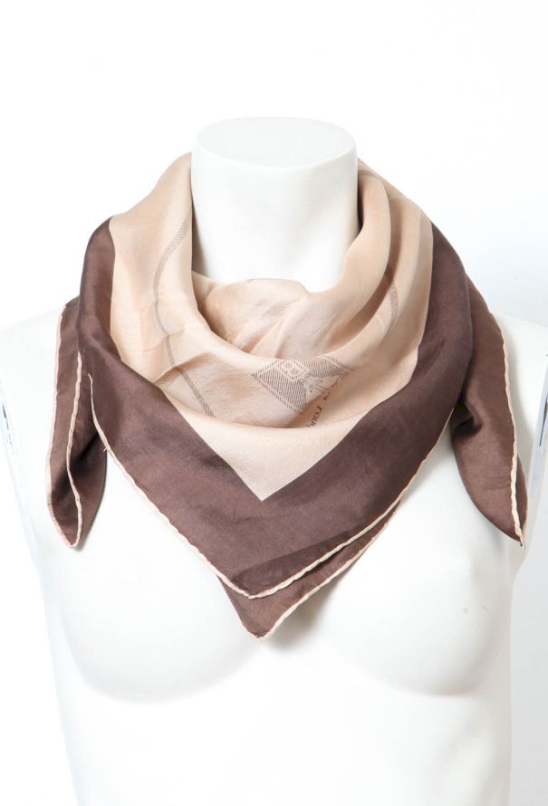 Burberry Vintage Printed Silk Carré - 5