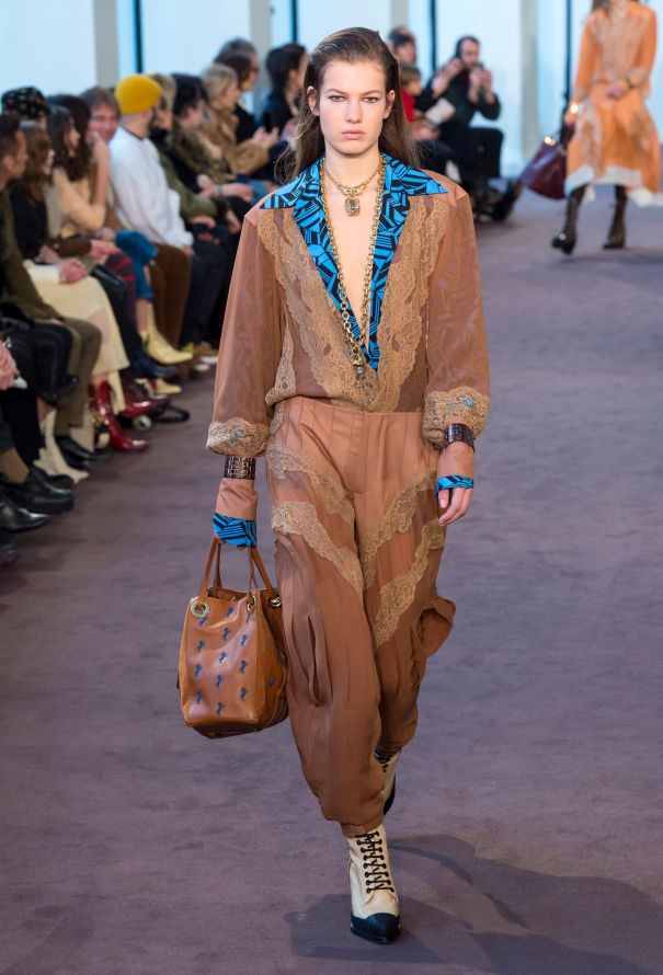 Chloé F/W 2018 Graphic Shirt - 2