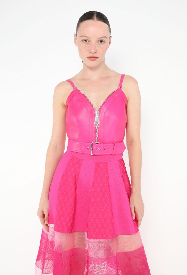 Alexander McQueen S/S 2022 Leather Lace Bustier Ensemble - 3
