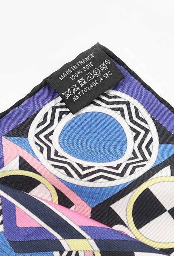 Hermès 2018 'Le Tour Du Monde en 63 Cases' 90cm Carré - 8
