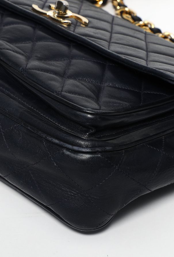 Chanel '90s Quilted Shoulder Bag - 7