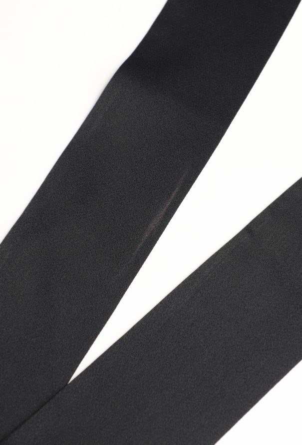 Khaite F/W 2018 Crêpe Lavallière Dress - 10