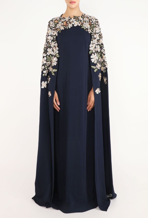 Oscar De La Renta Floral Hand-Embroidered Cape Gown, 2025 - 4