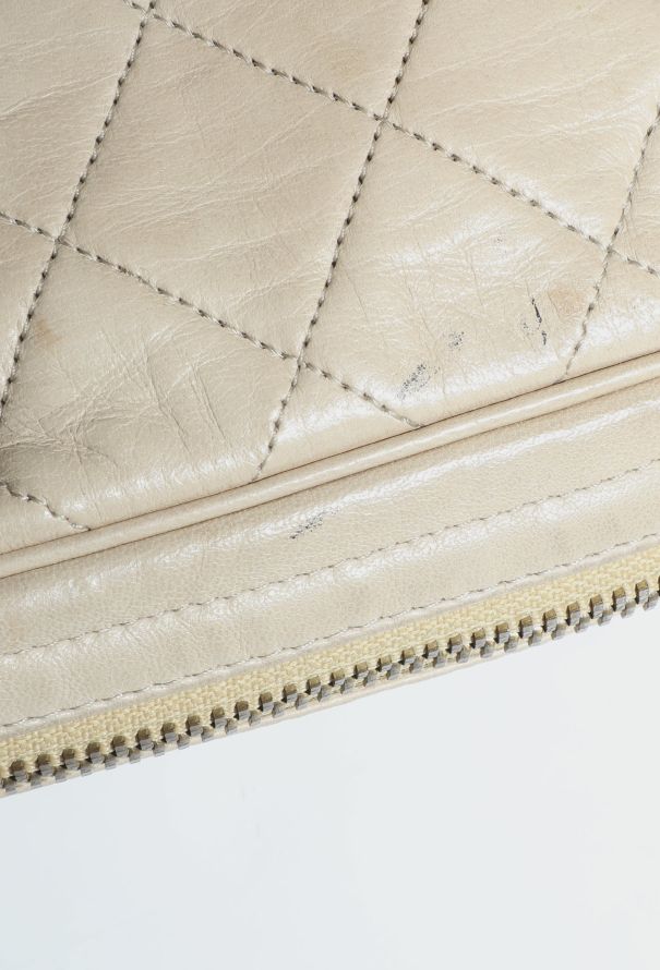Chanel '90s Quilted Camera Bag - 13