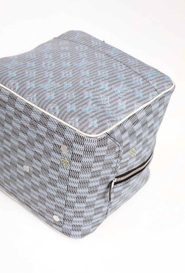 Louis Vuitton Damier Monogram Pop Shoulder Bag - 9