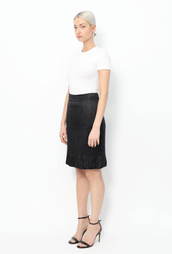 Chanel 2005 Pleated Charmeuse Skirt - 3