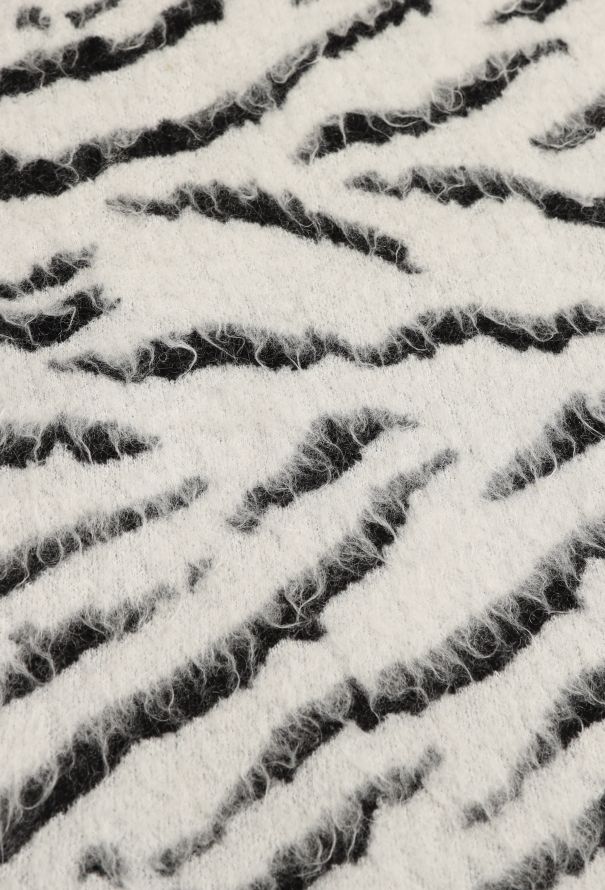Givenchy F/W 2018 Bicolor Mohair Sweater - 6