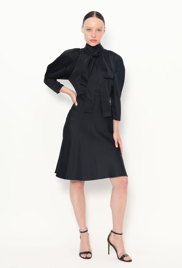 Khaite F/W 2018 Crêpe Lavallière Dress - 5