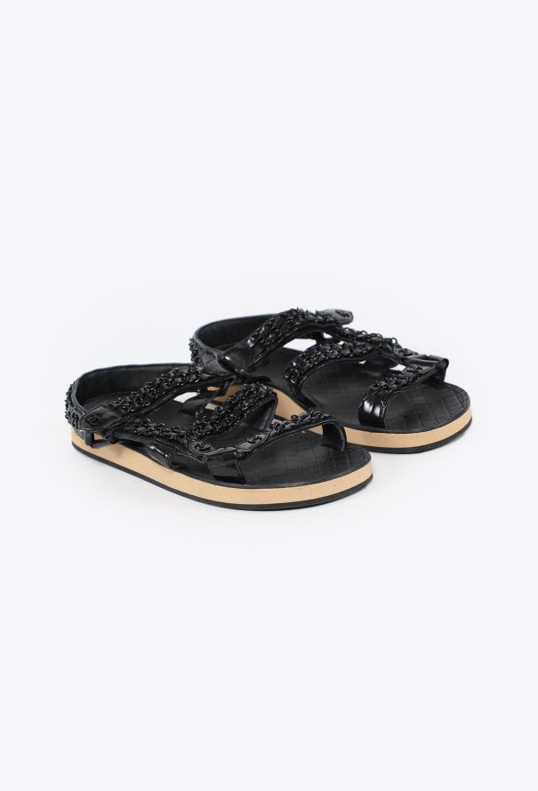 Chanel 2022 Chainlink Lambskin 'CC' Sandals - 3