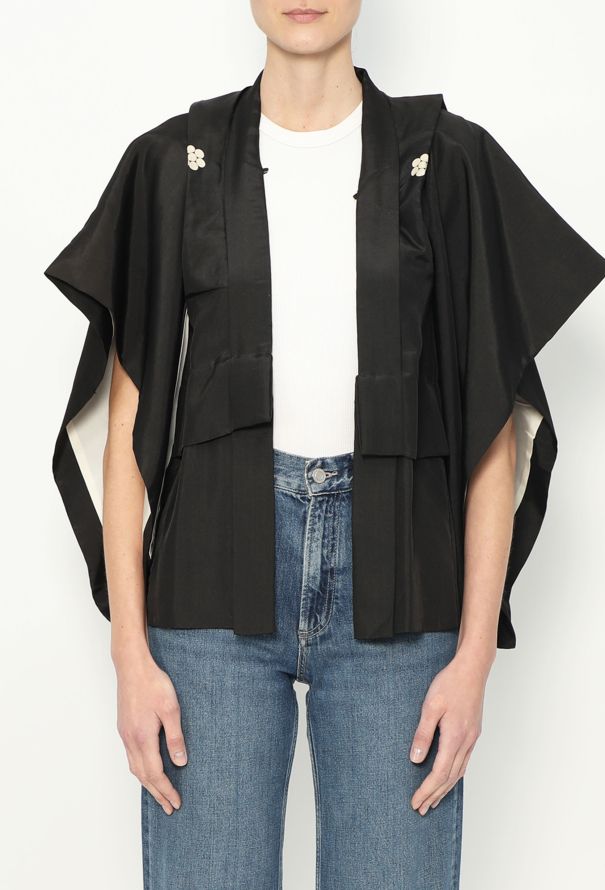 World Treasures Authentic Hand-Sewn Silk Kimono - 1