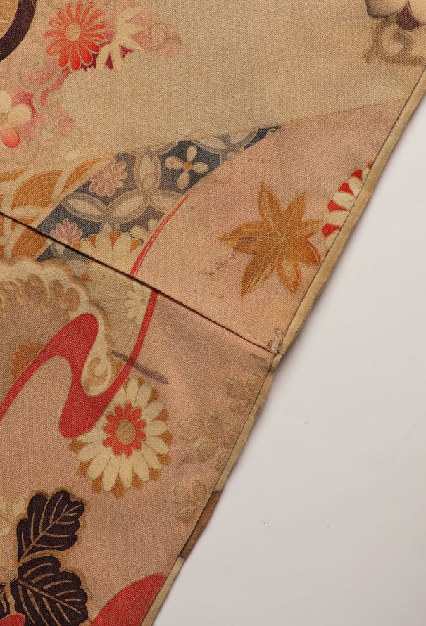 World Treasures '50s Authentic Japanese Floral Kimono - 6